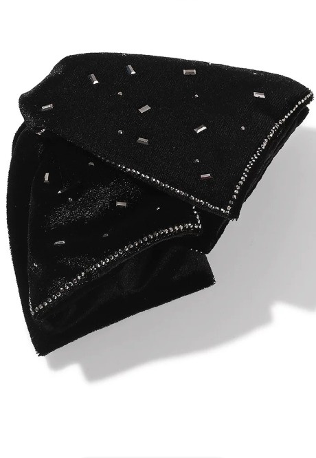 Velvet Pearl Shell Clip