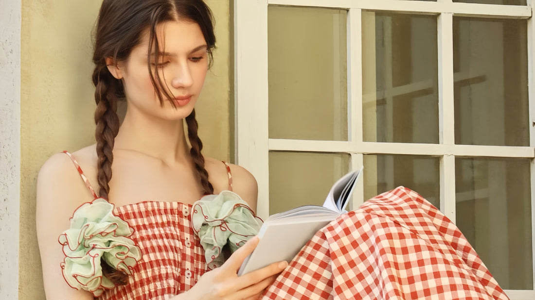 Knitelle — Where Parisian Softness Becomes Everyday Beauty